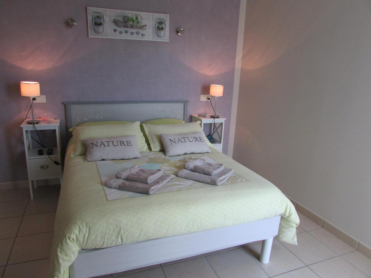 Chambre D'Hotes La Basse Gougeonniere Neuvy-en-Mauges Zewnętrze zdjęcie